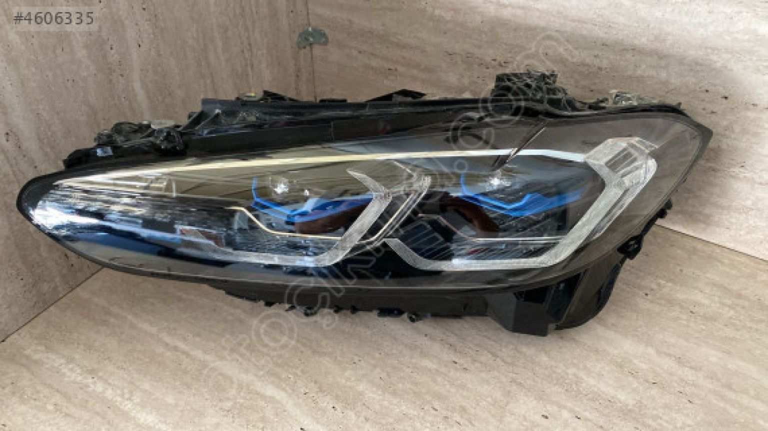 BMW 4 Serisi G26 Sol Ön Far