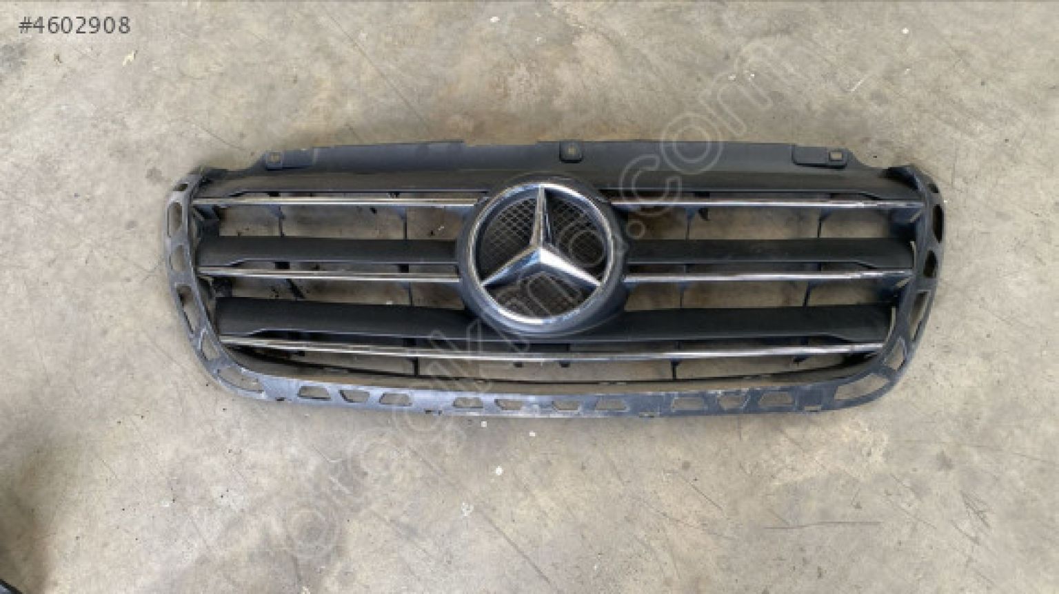 Mercedes Sprinter W910  Panjur