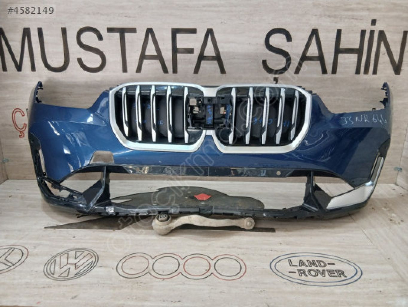 BMW X1 U11 ÖN  Tampon