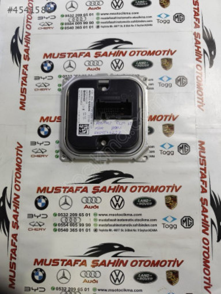 Renault Clio V5  Far Beyni 260556623R