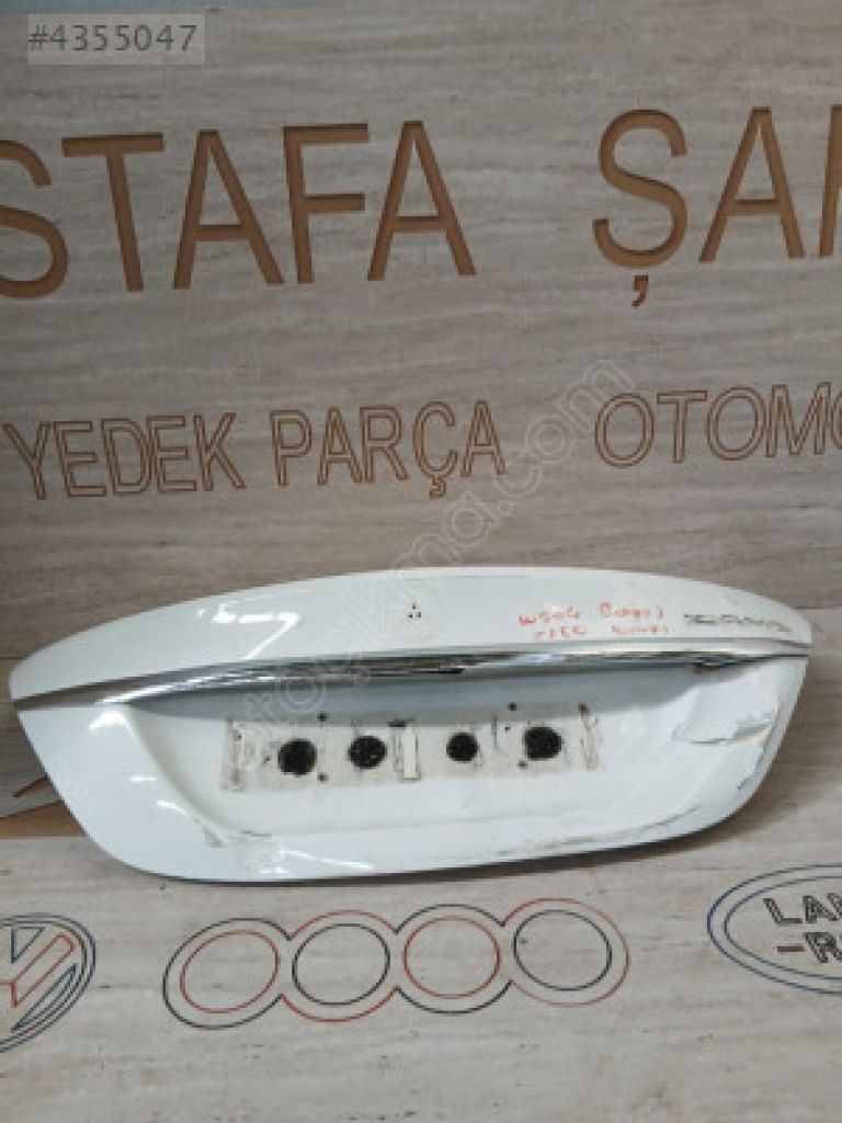 Mercedes C Serisi W205 Arka Bagaj Kapağı