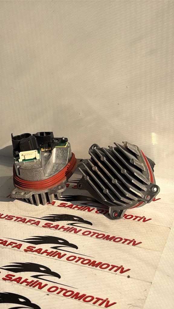 BMW 5 Serisi G30 LCİ Sağ Ön Led Beyni 235.083-02 R