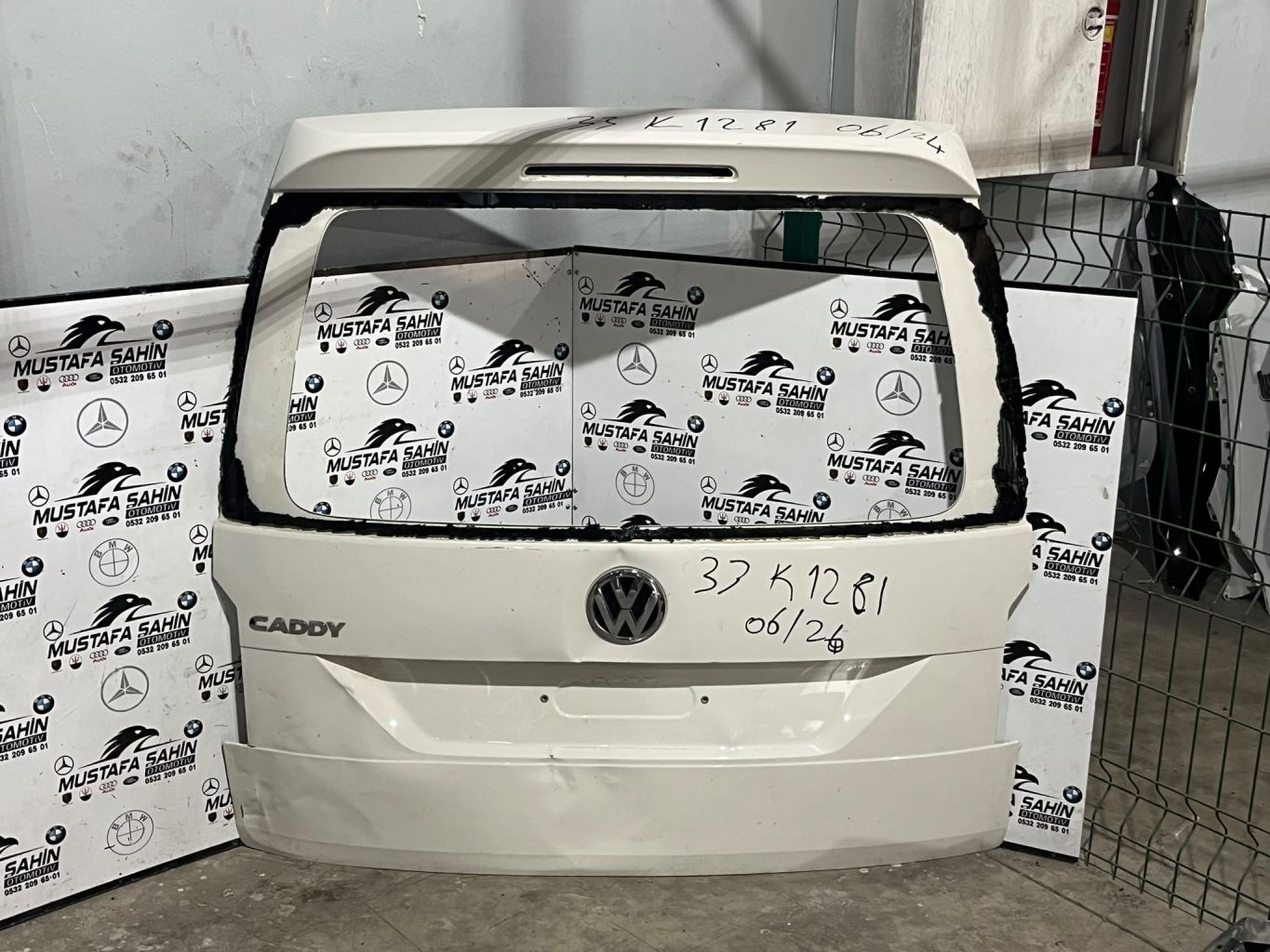 2015 - 2020 Volkswagen Caddy   Bagaj Kapağı 2k5827159b