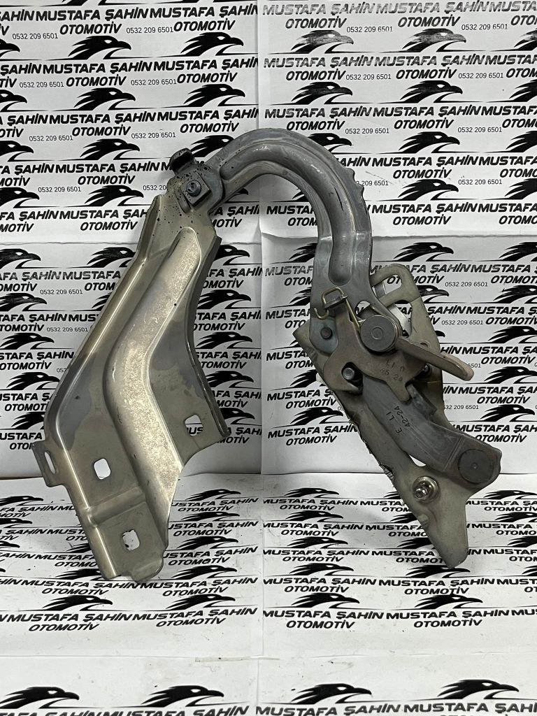 Mercedes C Serisi A206 W206  Motor Kaput Menteşesi A2068800164