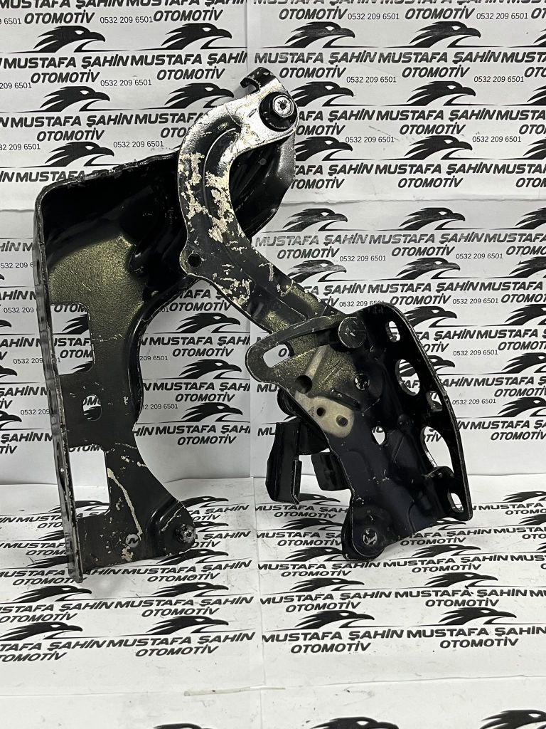 Mercedes E Serisi A213 W213 Sol Ön Motor Kaput Menteşesi a2138800128