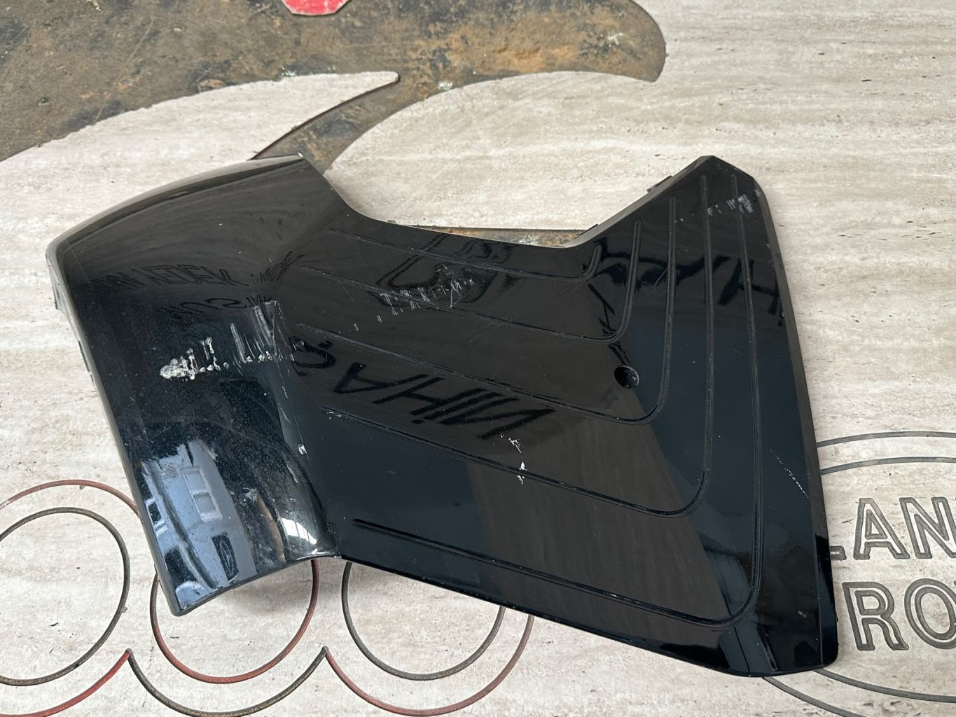BMW ix İ20 Sağ Ön Tampon Kaplaması 9464184