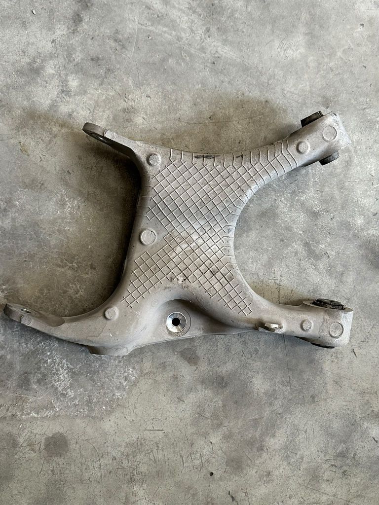 2006 - 2011 BMW X5 E70 E71 Arka Taşıyıcı 6770953