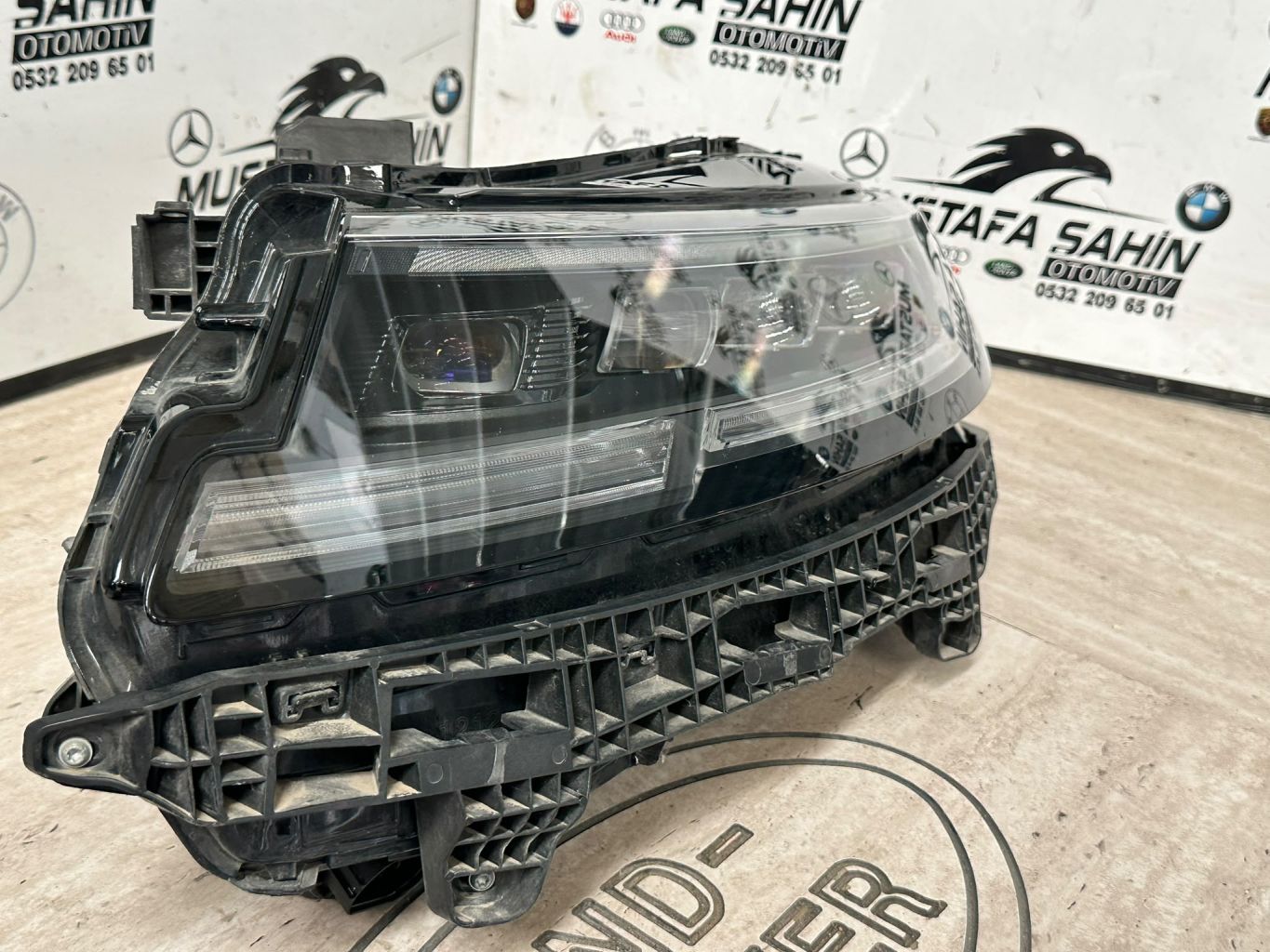 Land Rover Range Rover Sport L461 Sol Ön Far N9X2-13W030-HK